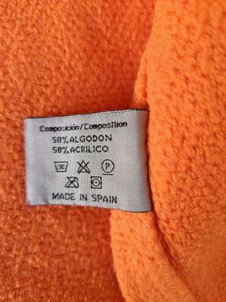 Manta de Pierre Cardin