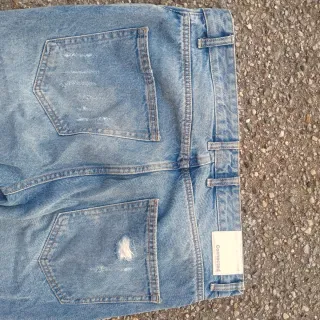 jeans uomo strappati