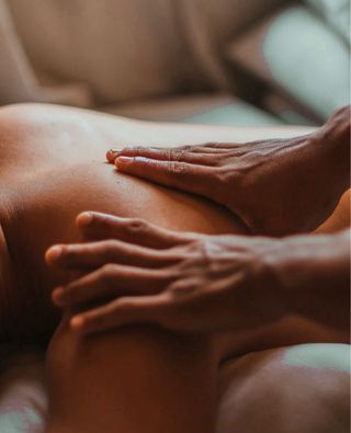 Massagista terapeuta,DeepTissue