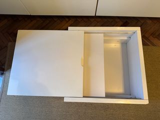 Mesa de centro blanca con 2 posiciones