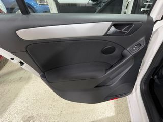 Volkswagen Golf 2011 2.0TDI 140CV