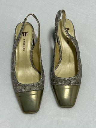 Zapato Farrutx T.36 Brillo y Tacon Dorado NUEVOS