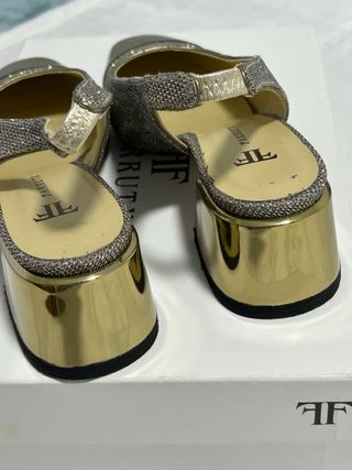Zapato Farrutx T.36 Brillo y Tacon Dorado NUEVOS