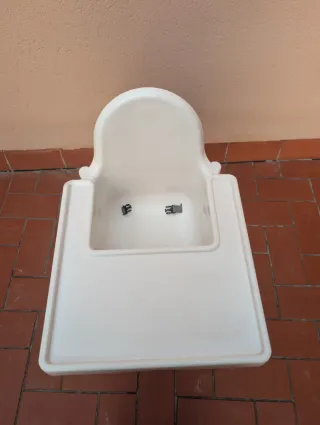 Trona IKEA Antilop con bandeja