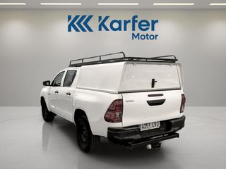 Toyota Hilux 2.4 D-4D Cabina Doble GX