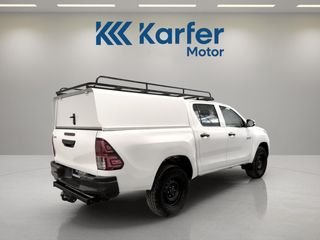 Toyota Hilux 2.4 D-4D Cabina Doble GX