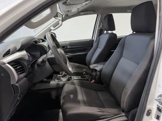 Toyota Hilux 2.4 D-4D Cabina Doble GX