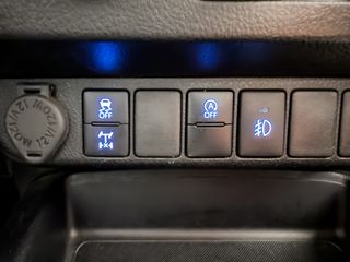 Toyota Hilux 2.4 D-4D Cabina Doble GX