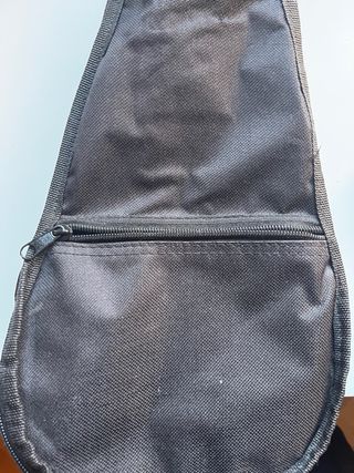 Ukelele Daytona UK-211N con funda