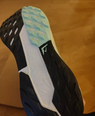 Nike react Pegasus trail 5.Talla 43