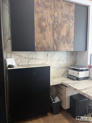 Mesa oficina con Altos