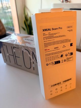 XREAL One + Beam Pro Gafas AR (Dic 2024) + Factura