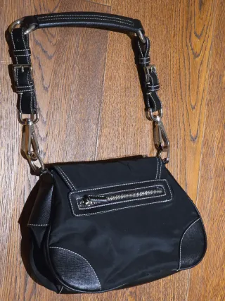 Borsa nera in tessuto tecnico e pelle