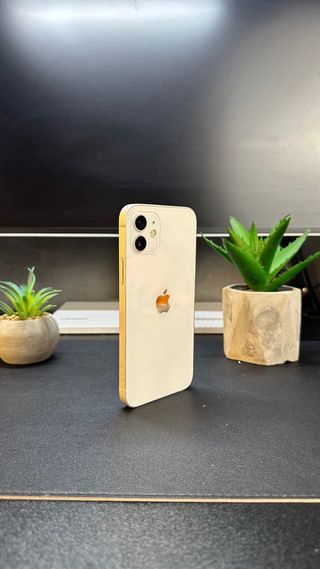 iPhone 12 128GB Blanco • Batería 100% • Mínimo uso