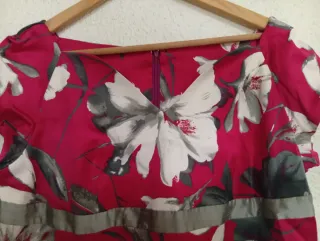 Vestido floreado boda.52