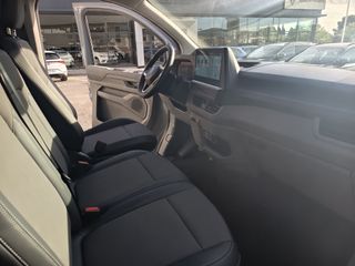 Volkswagen Caravelle 2025