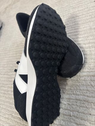 Zapatillas negras New Balance 38,38,5