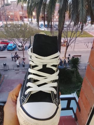 Zapatillas Converse Beige y Amarillo