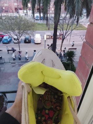 Zapatillas Converse Beige y Amarillo