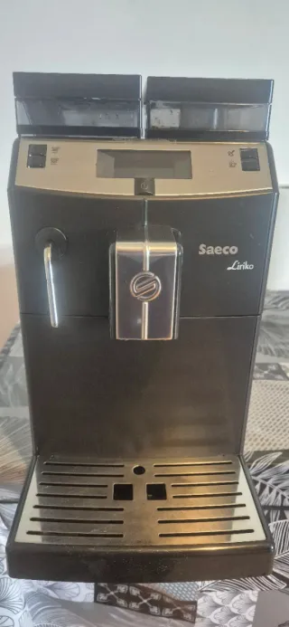 Cafetera Saeco Lirika