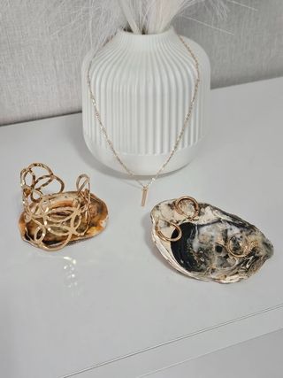 Conjunto collar, pulsera, anillo y pendientes