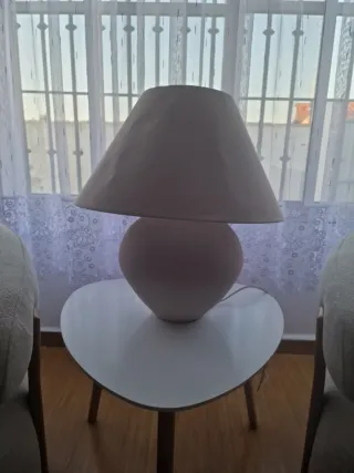 Lámpara de mesa Zara Home beige