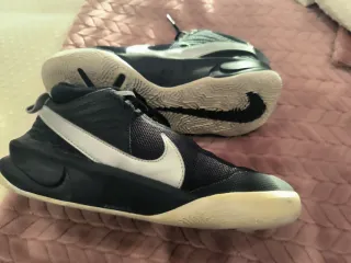 Tenis Nike negros niño