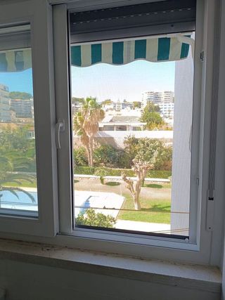 Piso en alquiler en La Carihuela en Torremolinos