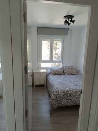Piso en alquiler en La Carihuela en Torremolinos