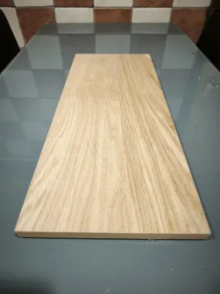 Tres estanterias SIN ESTRENAR.PRECIO 40 € CADA UNA