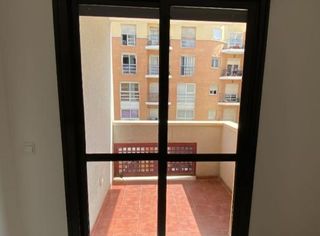 Piso en alquiler en Gamarra - La Trinidad en Málaga