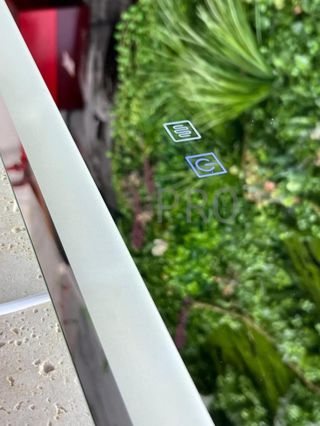 Espejo LED Táctil Cuadrado modelo 2015