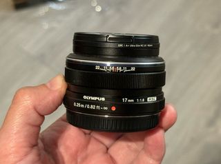 Olympus 17mm 1:1.8 MSC Objetivo