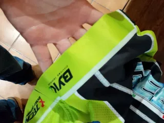 Equipación Ciclismo BYK Europa Ovini. Talla m.