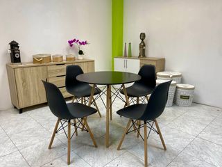 ¡SUPER PACK Mesa nórdica redonda + 4 sillas!