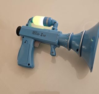 Pistola Minions Fart Blaster sonidos y luces pedos