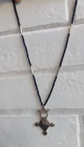 Collar Tuareg cruz del sur.