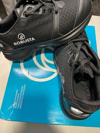 Zapatos de seguridad ROBUSTA negros