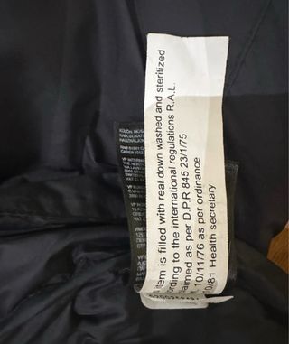 Cazadora The North Face Nuptse Negra y Amarilla