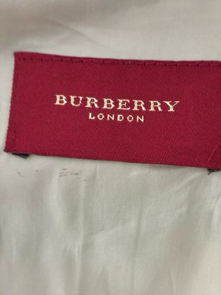 Conjunto Burberry Beige y Marrón