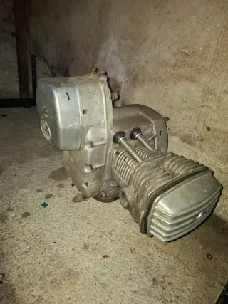 Motor Derbi para reparar