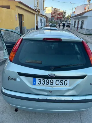 Ford Focus  1.6 cc 2004