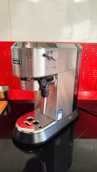 Cafetera DeLonghi Dedica Style