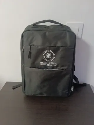 Mochila portátil con USB exterior