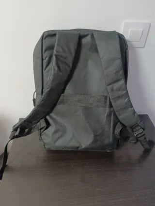 Mochila portátil con USB exterior