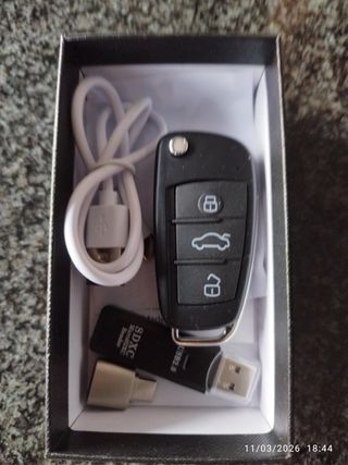 Mini Cámara Espía Llave Coche USB SD