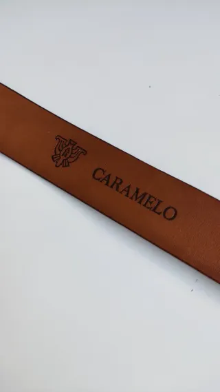 Cinturón marrón de la marca Caramelo