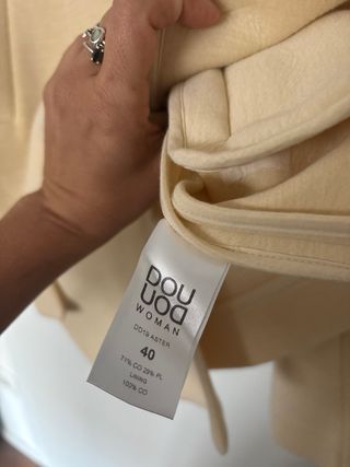Chaqueta Dou Dou crema