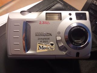 Cámara Minolta 3 con tarjetas CompactFlash