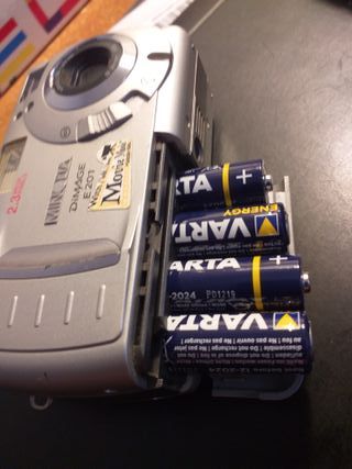 Cámara Minolta 3 con tarjetas CompactFlash